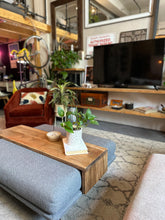 Load image into Gallery viewer, Classic ottoman sled