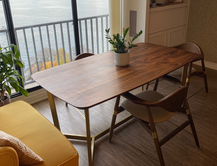 Harbour dining table