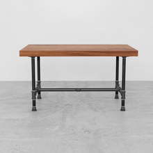 Load image into Gallery viewer, Classic Coffee Table